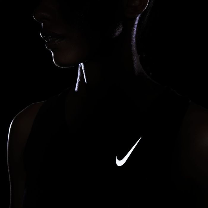 Nike W NK FAST DF TANK, ženska majica za trčanje, crna