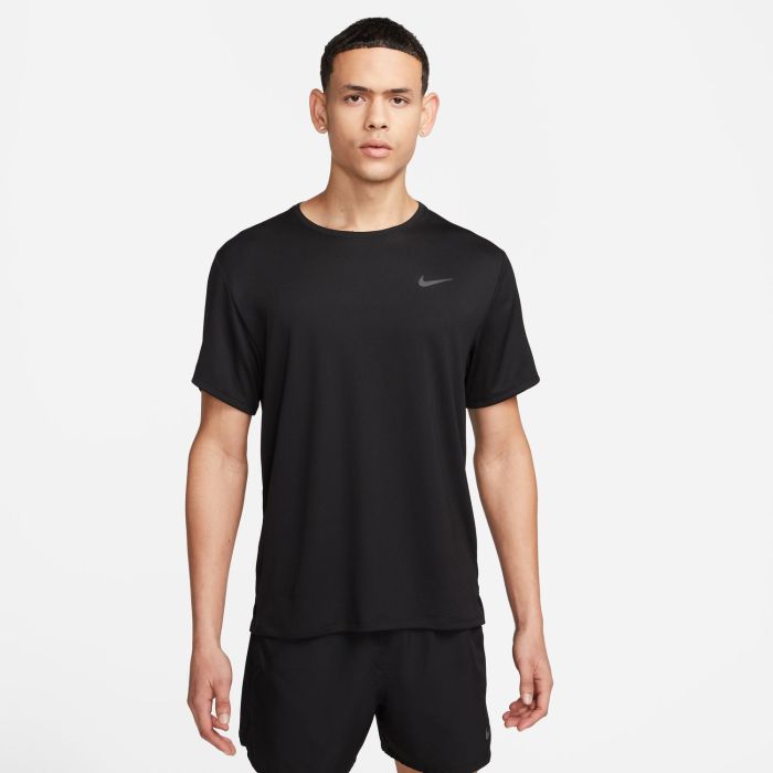 Nike M NK DF UV MILER SS, muška majica za trčanje, crna