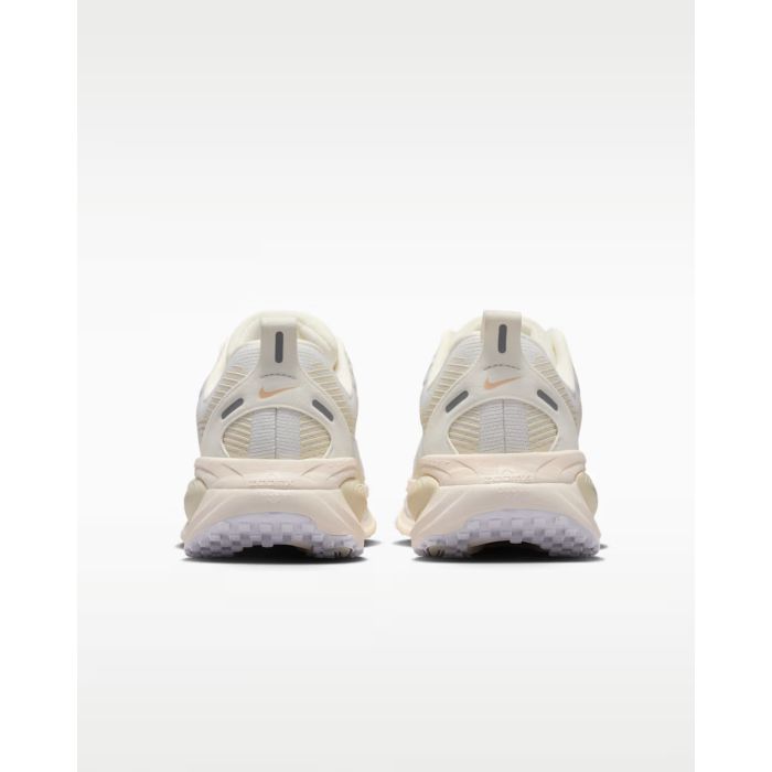 Nike W VOMERO 18 ESS, ženske patike za trčanje, bijela