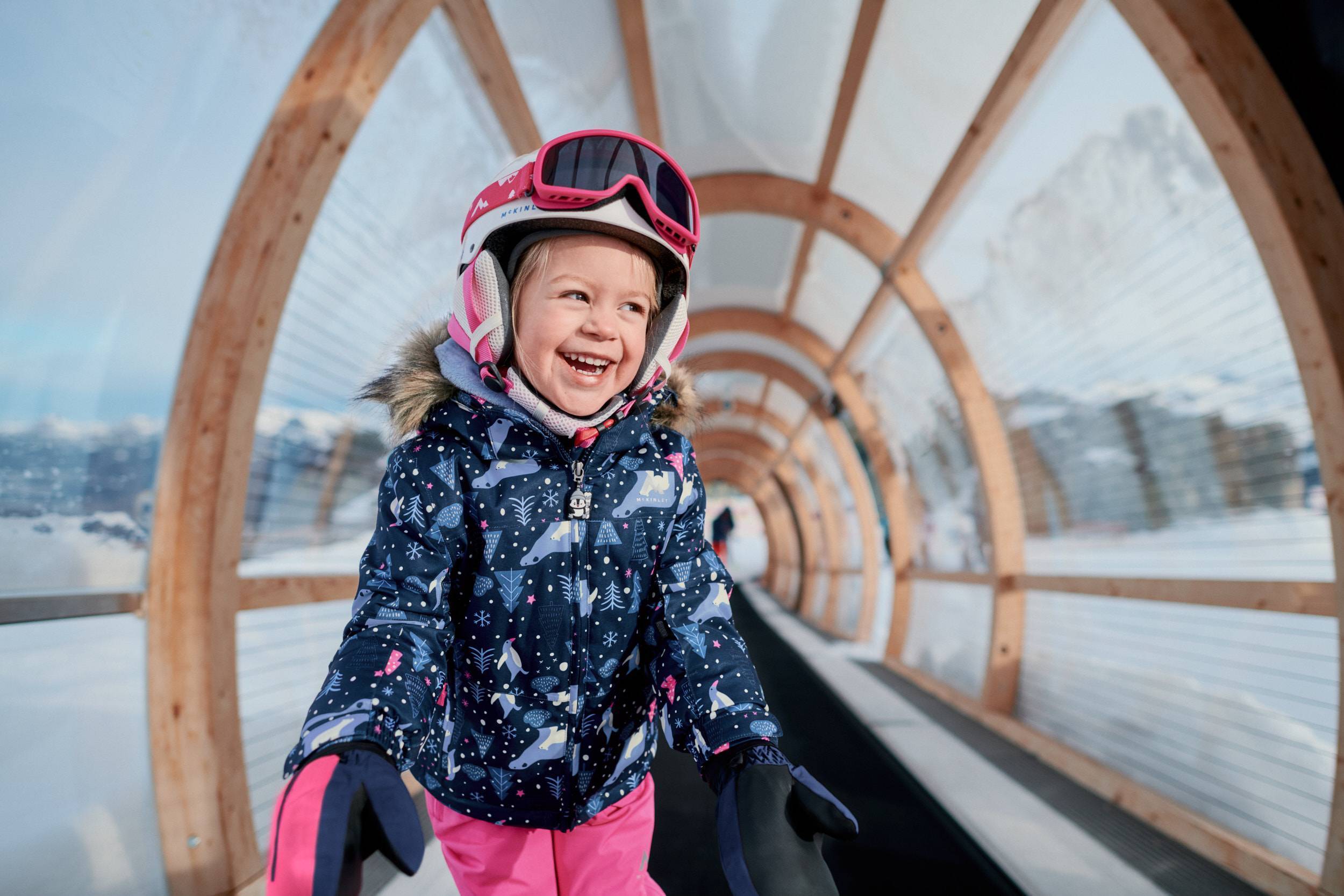 Still_McKINLEY_CreatingMomentsTogether_FW25_01 (1)